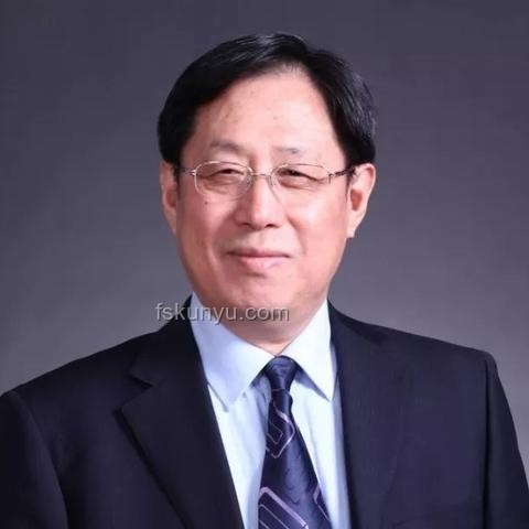 英语高分背后的创新秘诀：985稳了，思维也飞了